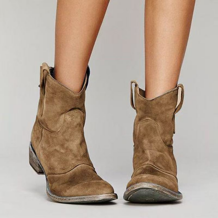 Sandra | Chic Suede Ankle Boots